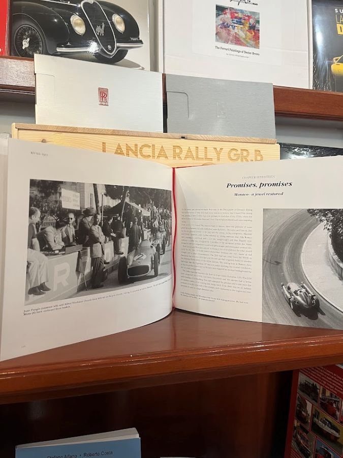 Libri formula 1 sulla rivalità tra Lancia D50 e Mercedes-Benz W196 con storia, tecnica e gare iconiche