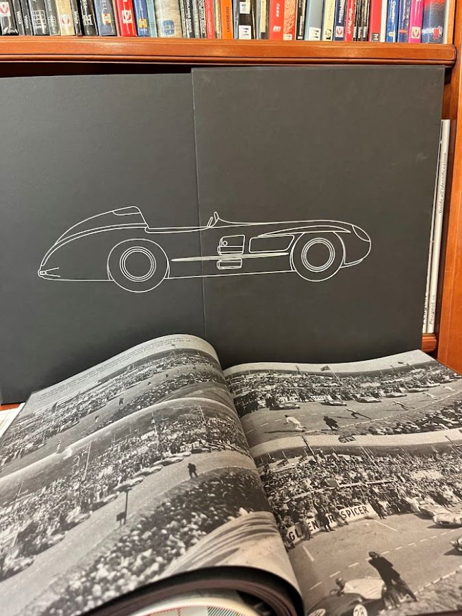 Libri automobilismo sulla storia e le gare della leggendaria Mercedes-Benz 300 SLR