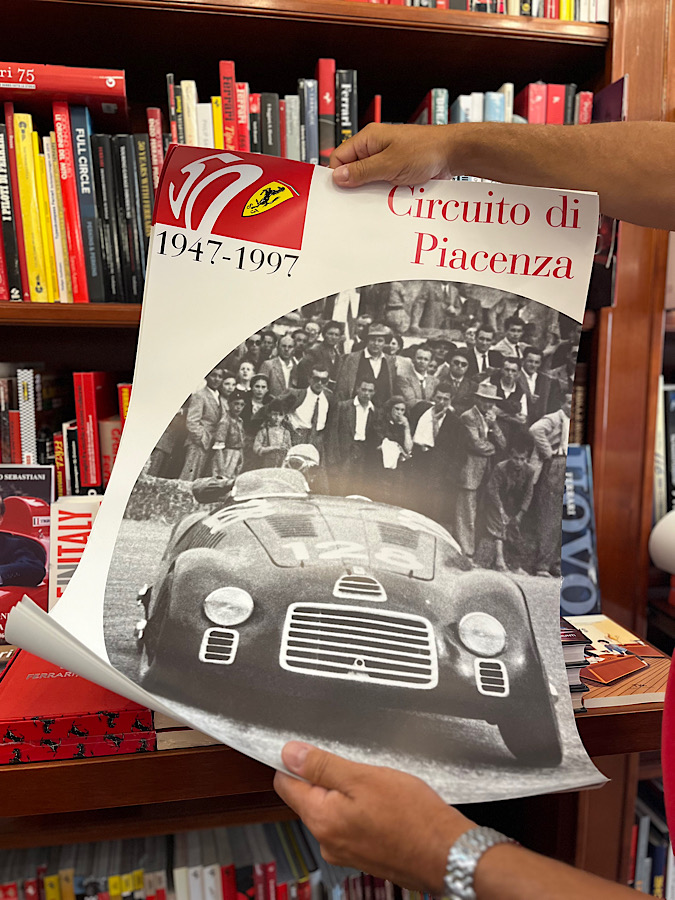 Ferrari Box Di 18 Posters - immagine 17