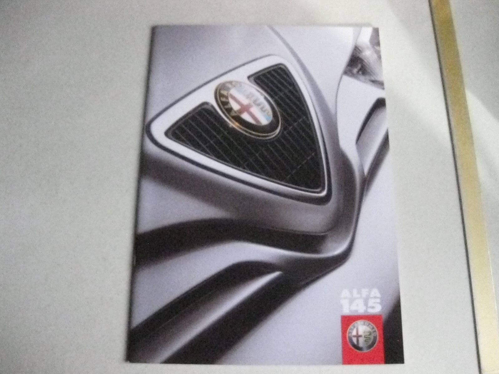 Alfa Romeo 145 Sales Brochure + Colori Carrozzeria