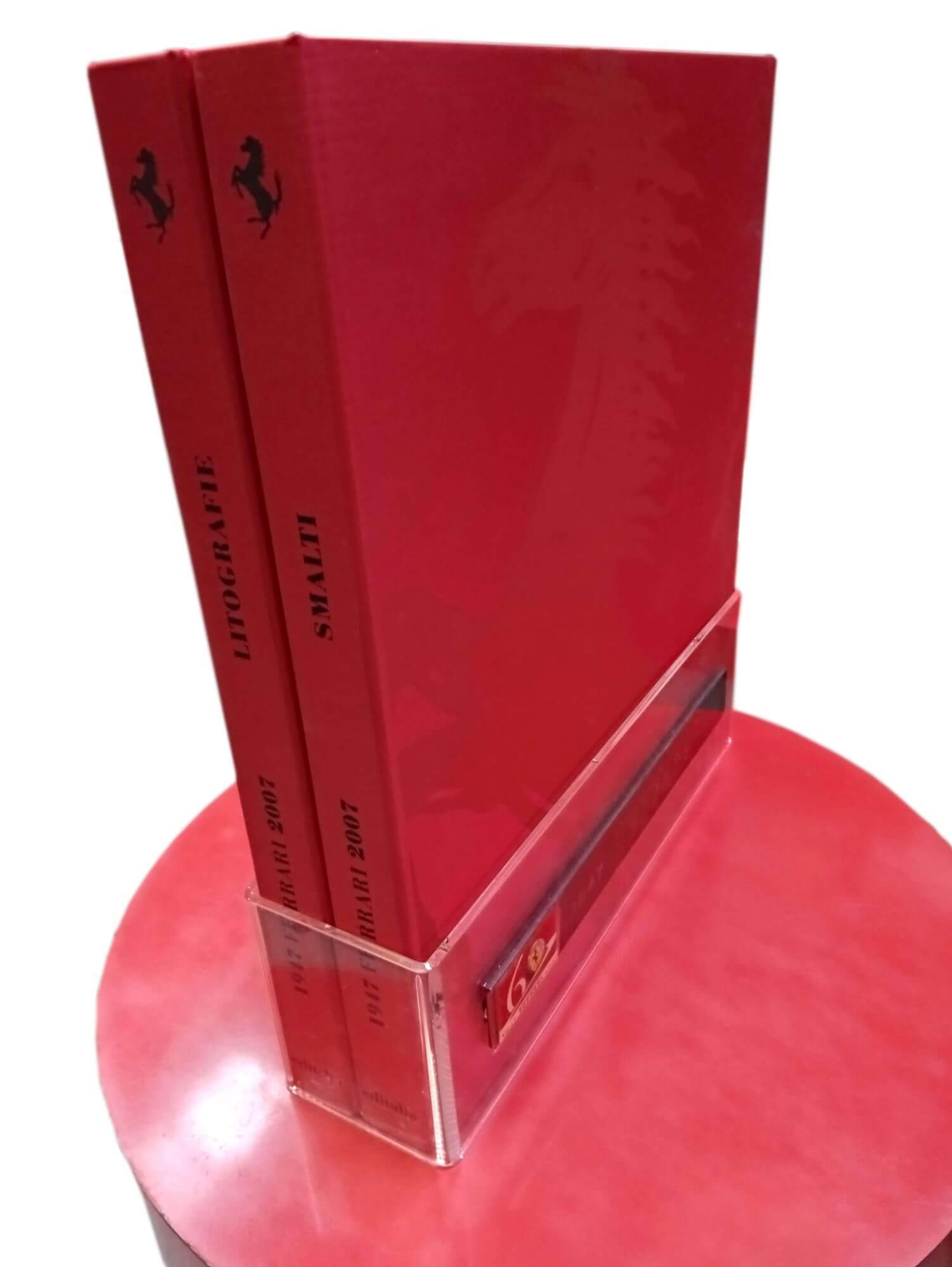 Ferrari Sessant’Anni In Sessanta Simboli 60 Smalti e 60 Litografie In Due Cofanetti