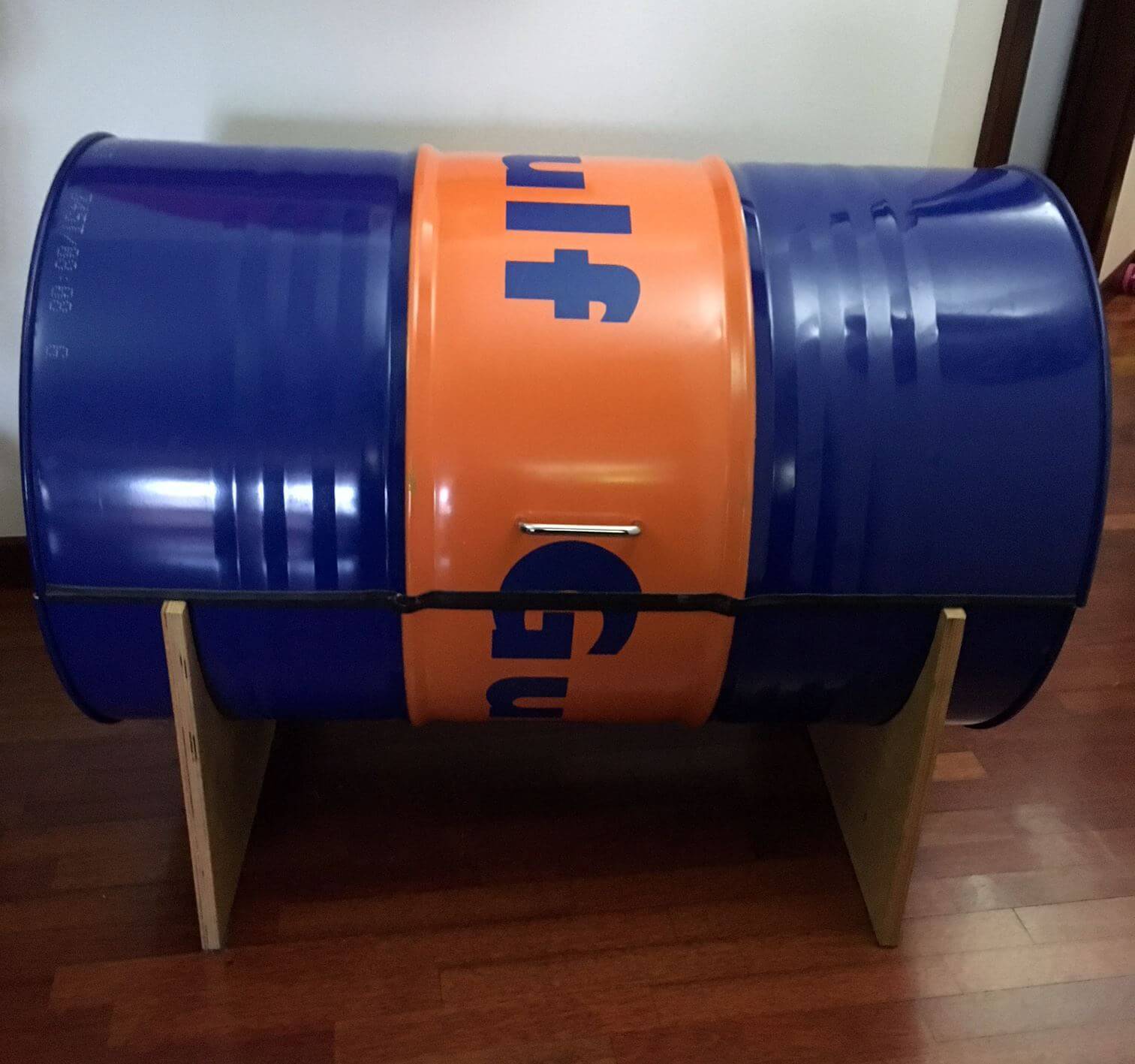 Barile Benzina Verniciato Con Il Marchio Gulf