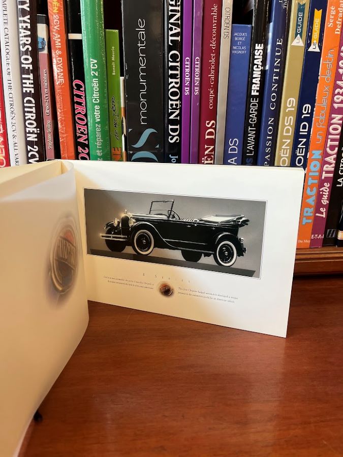 Libri automobilismo sulla storia e le auto iconiche di Chrysler