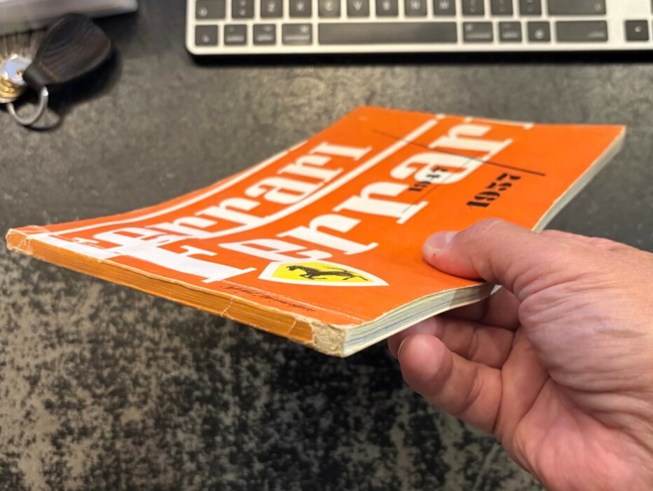 Ferrari Annuario 1947/1957 Ed Italiana - Originale Con Biglietto Da Visita Di Enzo Ferrari - immagine 7