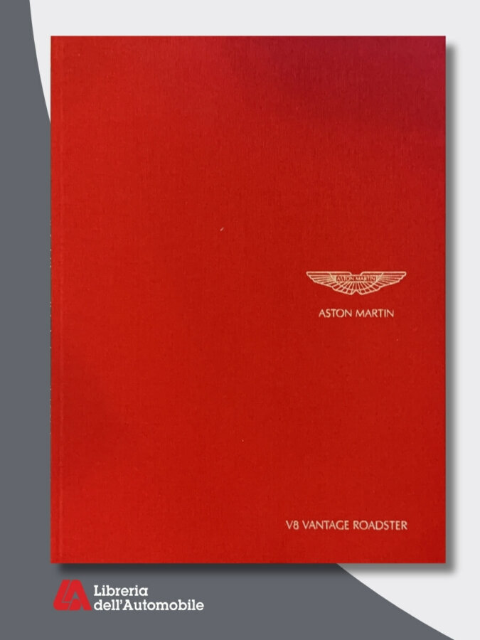 Motorbook con immagini e specifiche della V8 Vantage Roadster per collezionisti e appassionati